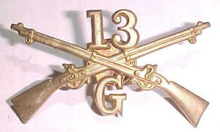 Span Am Era   13th Infantry Regt G Company Hat Badge   1895 Ptn