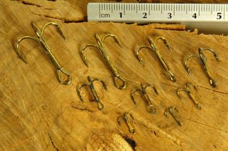 TREBLE HOOKS PACKS OF 10,100 OR 1000 SIZES 18 TO 2 FOR PIKE SEA 