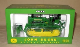   Green 1010 Crawler with Blade   2001 Plow City Toy Farm Show Model