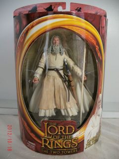LORD OF THE RINGS  GANDALF THE WHITE W/STAFF EXT. ACTION ~ THE TWO 