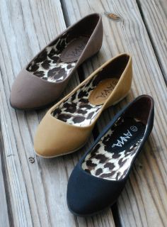 pointy toe flats in Flats & Oxfords