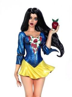 CS MOORE Grimm Fairy Tales Snow White Statue Figure NEW IN STOCK