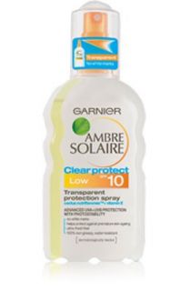 Garnier Ambre Solaire Clear Protect Spray   Low SPF 10 200ml   Free 