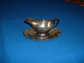 Homan Silver Plate Gravy Boat and Tray Grapevine Design   See Details