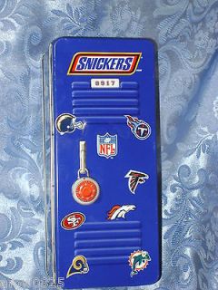   SNICKERS NFL TEAM LOGO HINGED CANDY TIN FOOTBALL SPORTS COLLECTIBLE