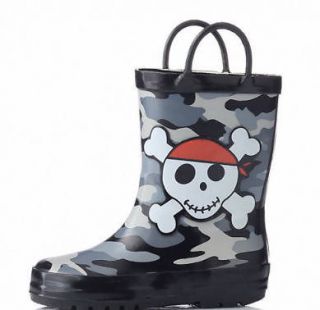 NWT TODDLER SNOW BOOTS RUBBERS GRAY CAMO PIRATE SKULL CROSSBONES