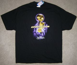 NBA Los Angeles Lakers 2010 Champions Trophy & Roster Shirt