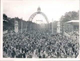 1953 Coronation Procession Splendor Golden State Coach London 
