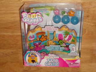 NIB 2012 SQUINKIES Fold & Go STORY TIME SAND CASTLE w/ 3 Exclusive 