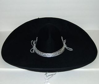 mexican sombrero hat in Clothing, 