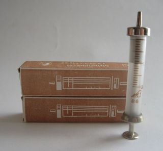Set 2 VINTAGE Medical Glass Syringe RECORD 2ml + 4 needles 1985 1986