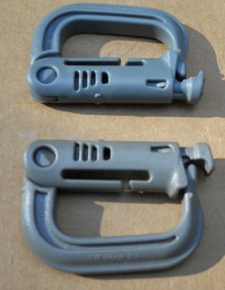 US MILITARY GRIMLOCK D RING LOCKING CARABINER ** MOLLE GEAR 