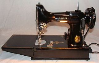 Vintage Singer 221 K Featherweight Sewing Machine + Case Button Hole 