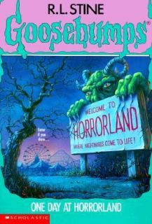 One Day at HorrorLand No. 16 by R. L. Stine 1994, Paperback