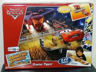   CARS TRACTOR TIPPIN RADIATOR SPRINGS CLASSIC W/ FRANK THE COMBINE NEW