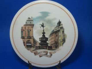     Alan Price   Queens Ware   Piccadilly Circus   WALL PLAQUE   44E