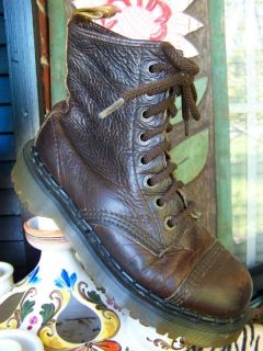 VTG 90s Doc Dr Martens Cap Toe 8i AirWair Sole Brown Leather England 