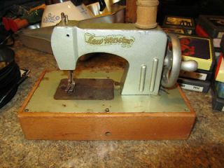 collectible sew master sewing machine kay an ee time left