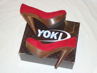 NEW Yoki Closed Toe Pumps/Red Suede Fabric Wood look soles and 
