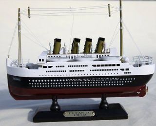 detailed wooden model of titanic  24 94