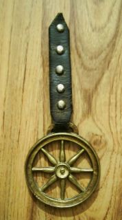 Very Rare WAGON WHEEL ON LEATHER Harness Horse Brass from England WELL 