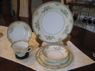 VINTAGE HAND PAINTED WOODBINE BY MEITO CHINA 6 PIECE DINNER PLACE 