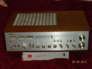 Yamaha Amplifier CR 1020 Vintage. Excellent condition, display lights 