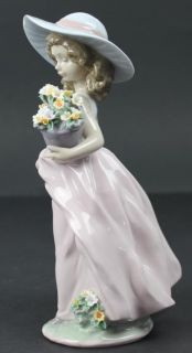   Collectors Society A Wish Come True Girl Glazed Figurine 7676