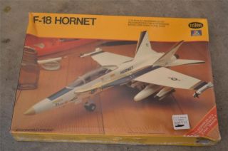 New Testors Italeri F18 Hornet Model Airplane Kit 1 72