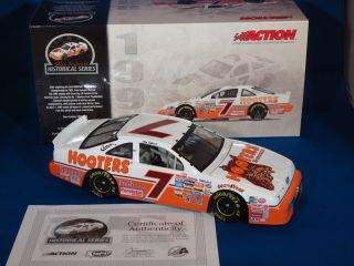 Alan Kulwicki 7 Hooters Historical Series 1 24 Action Xtreme Diecast 