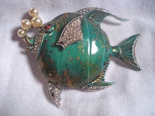 Vintage CROWN TRIFARI Alfred Philippe Rare Angel fish Pearls Brooch 