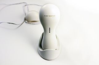 Clarisonic Pro Sonic Skin Cleansing Unit for Acne Blemishes No Reserve 
