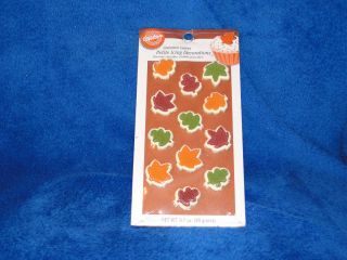 New Wilton Petite Autumn Leaves Icing Decorations 710 230
