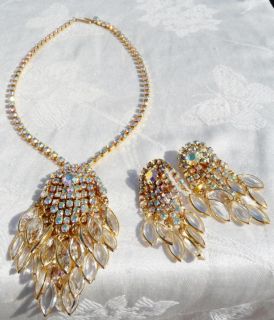   vintage aurora borealis rhinestone crystal necklace set by juliana