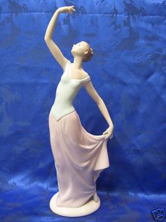 Dance Is Over Ballet Dancer Nao by Lladro 1204