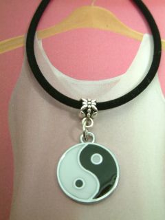 Feng Shui Chinese Ying / Yin Yang Pagua Pendant, Necklace. Kitsch 