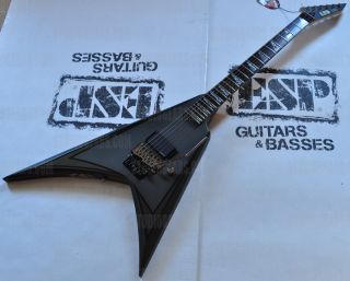 ESP Alexi 600 Blacky Electric Guitar Alexi Laiho Mint Condition w Case 
