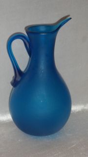 VINTAGE BLENKO FROSTED BLUE BLOWN GLASS PITCHER W APPLIED HANDLE THIN 