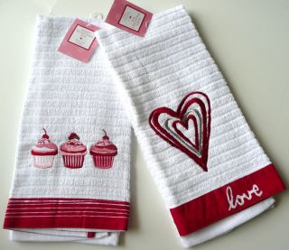   of 2 PC Valentines Day Heart LOVE Cupcake Kitchen bath Hand Towel cake