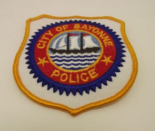 make me an offer description collectible city of bayonne police badge 