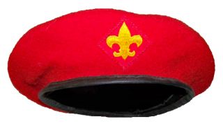 Vintage BSA Boy Cub Scout Red Wool Beret Medium Hat Cap