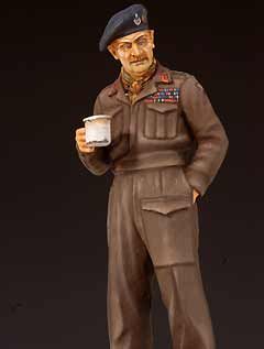 XX401 – Field Marshal Bernard Montgomery (54mm). This figure will 