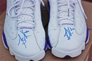 MIKE BIBBY NIKE AIR JORDAN PLAYER EXCLUSIVE XIII GAME WORN SIGNED 