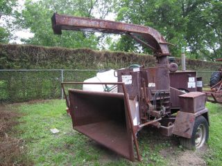 Bush Bandit Wood Chipper in Great Working Condition