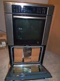 BOSCH 30 DOUBLE ELECTRIC CONVECTION OVEN STAINLESS HBL8650UC