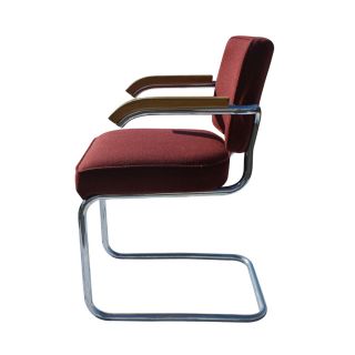 Knoll is a global manufacturer of office furnishings dedicated to 