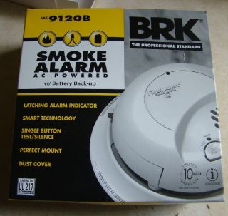 Lot of 4 BRK 9120B Smoke Alarm AC w Battery Backup