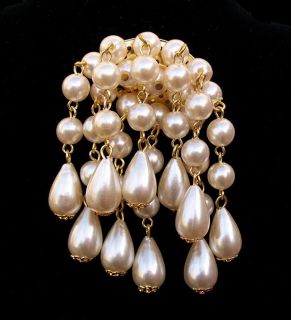 White Ivory Pearl Antique Vintage Type Prom Brooch Pin