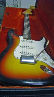 1966 Fender Stratocaster 9 Condition Really Clean LQQK