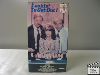 Lookin To Get Out VHS Ann Margret, John Voight, Burt Young